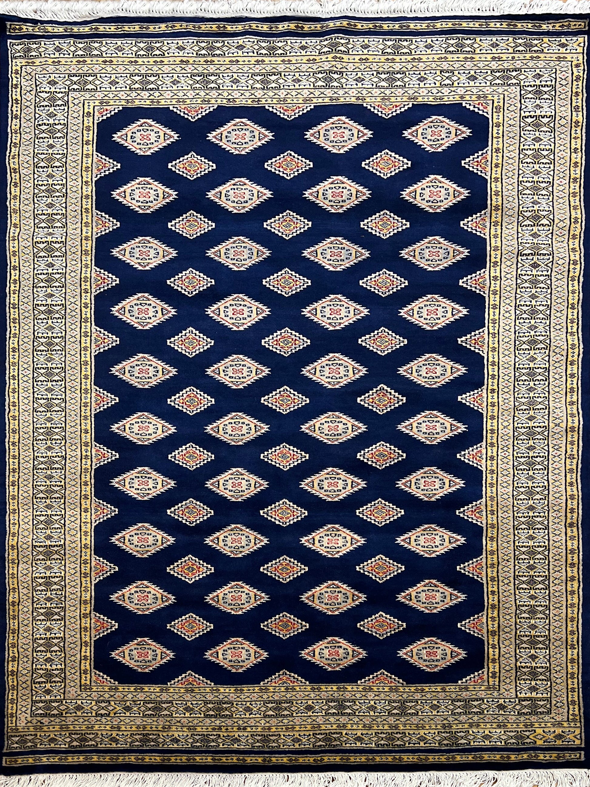 Pende Bokhara Rug | 6'11" x 4'7" | Home Decor | Hand-knotted Area Rug