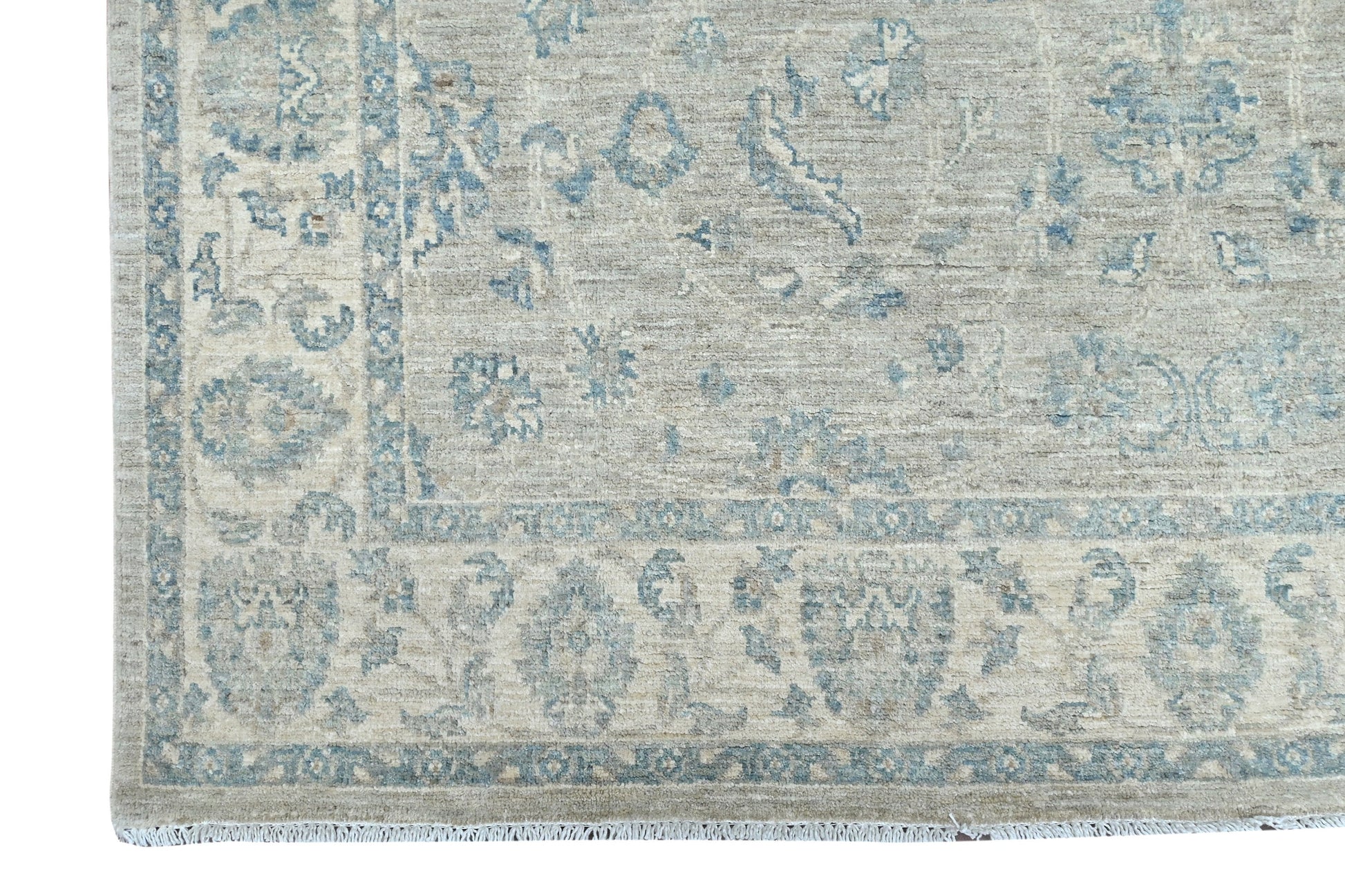 Faryab Lotus Gardens Carpet | 8'1" x 5'5" | Home Decor | Hand-knotted Wool Area Rug